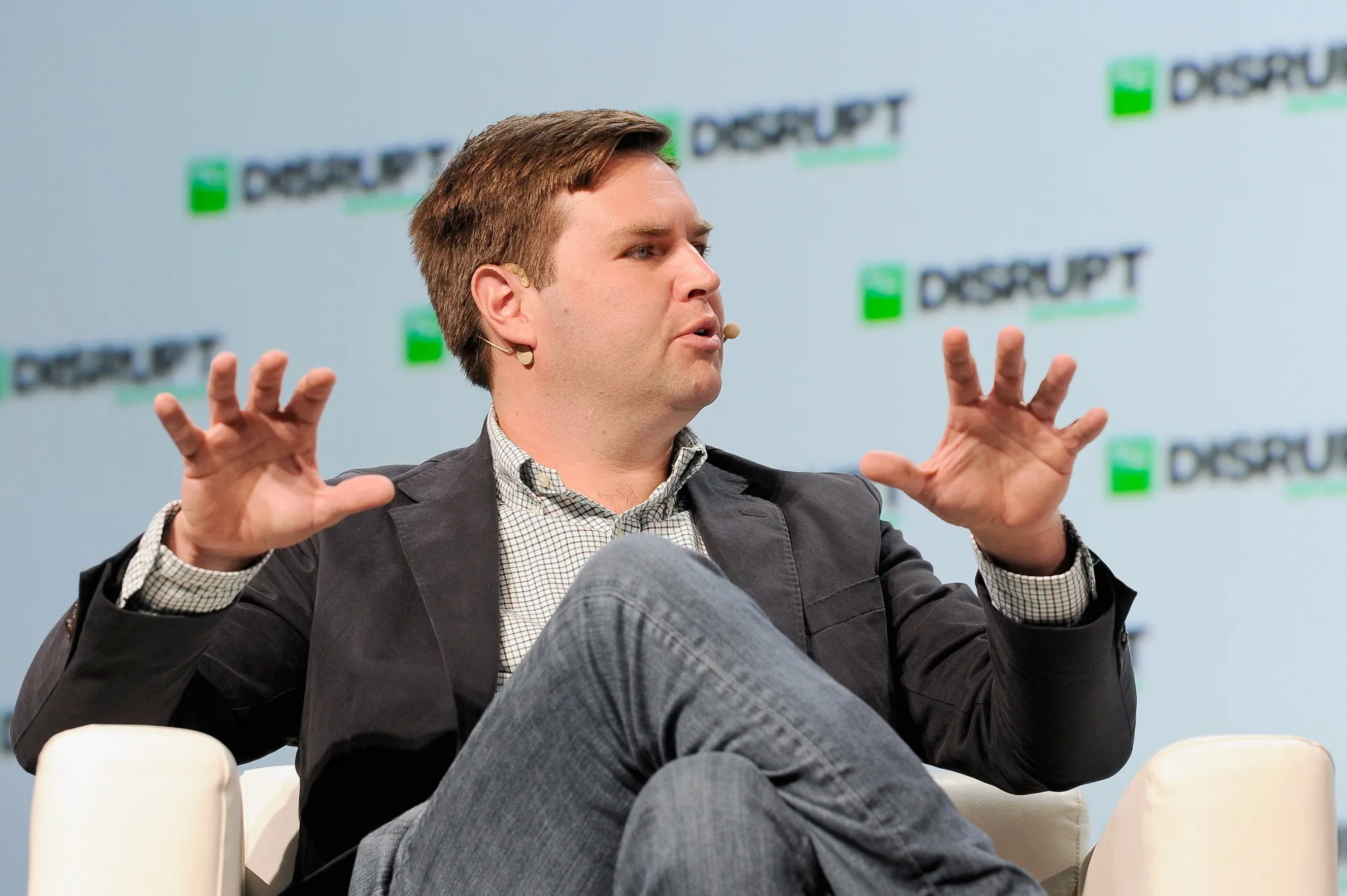 J.D. Vance Height: How Tall Is the U.S. Senator?
