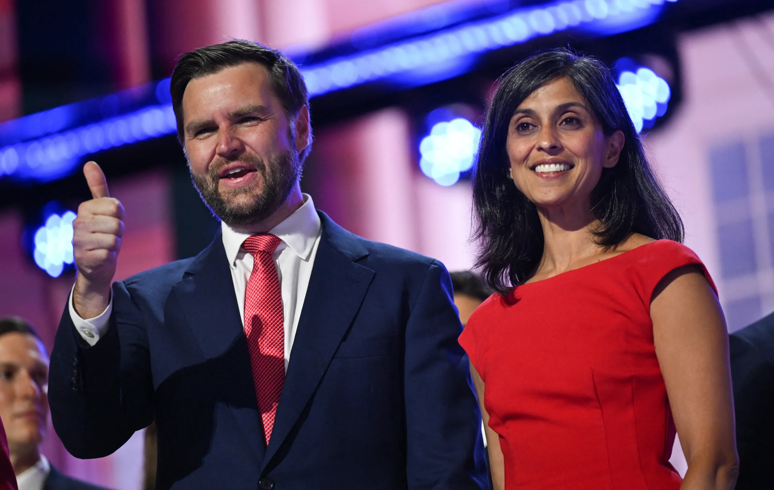 J.D. Vance Height: How Tall Is the U.S. Senator?