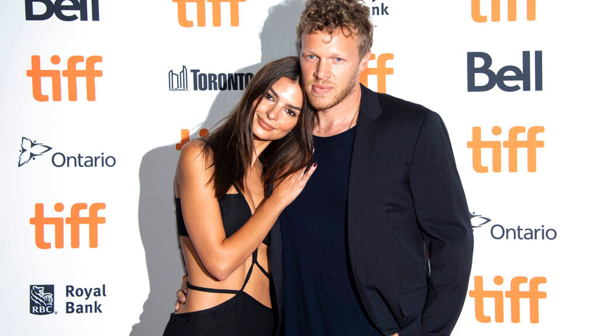 Emily Ratajkowski Height: How Tall is the Supermodel?