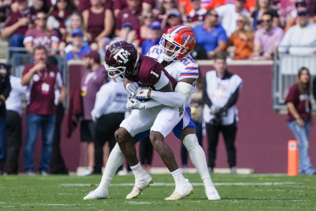 Florida vs Texas A&M: Score Predictions & Analysis