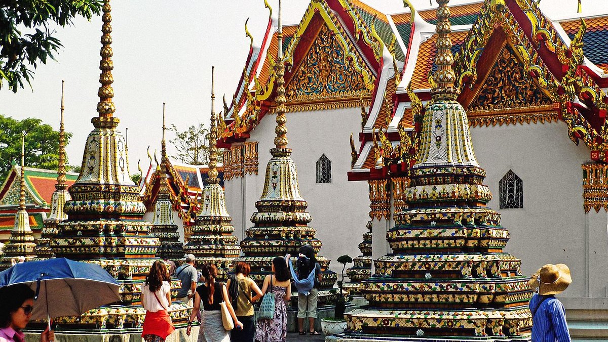 Bangkok Itinerary Ideas: How to Explore Like a Local